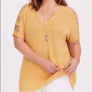 TORRID Yellow lightweight short sleeve sweater